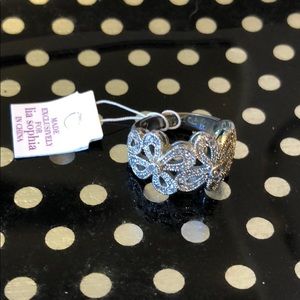 ⚡️Lia Sophia flower silver ring